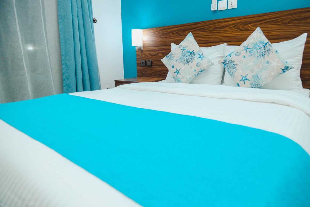 Robert'S Hotel Abidjan Eksteriør bilde