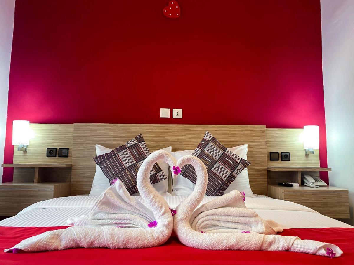 Robert'S Hotel Abidjan Eksteriør bilde
